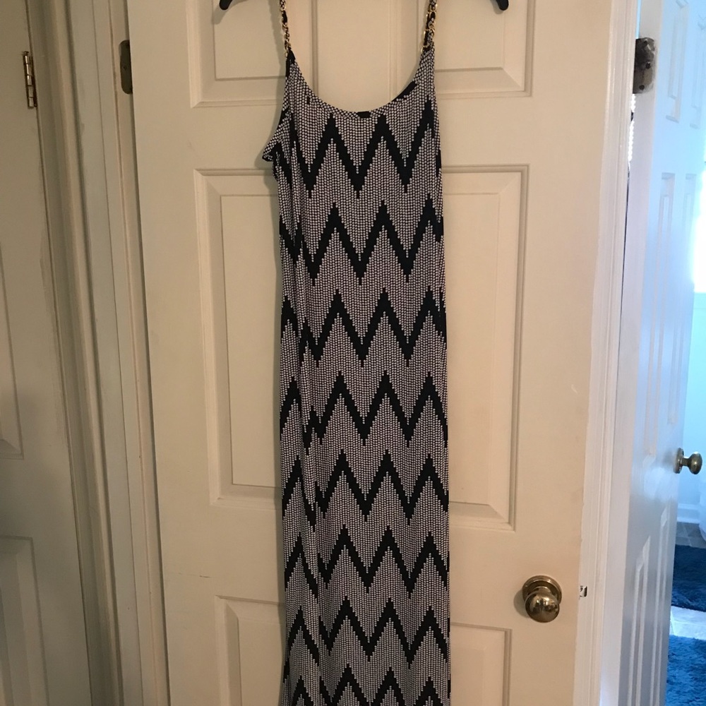 Black and white maxi